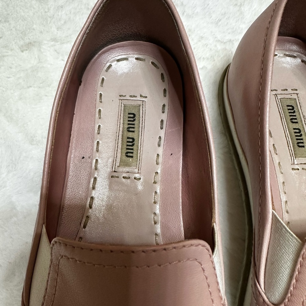 Miu Miu Blush Leather Loafers with Silver Toe-used - Picture 5 of 14